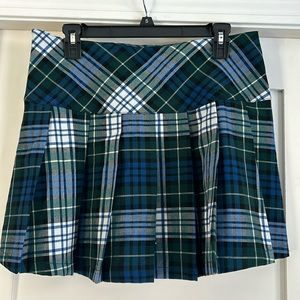 American Eagle plaid skirt.